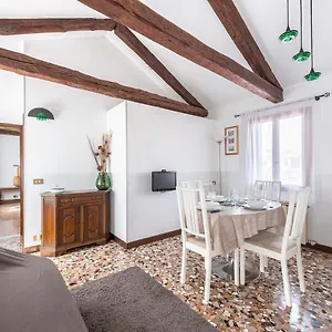  Apartment Colombina Like At 3 Bedrooms Fully Equipped Air Conditioned Italy
